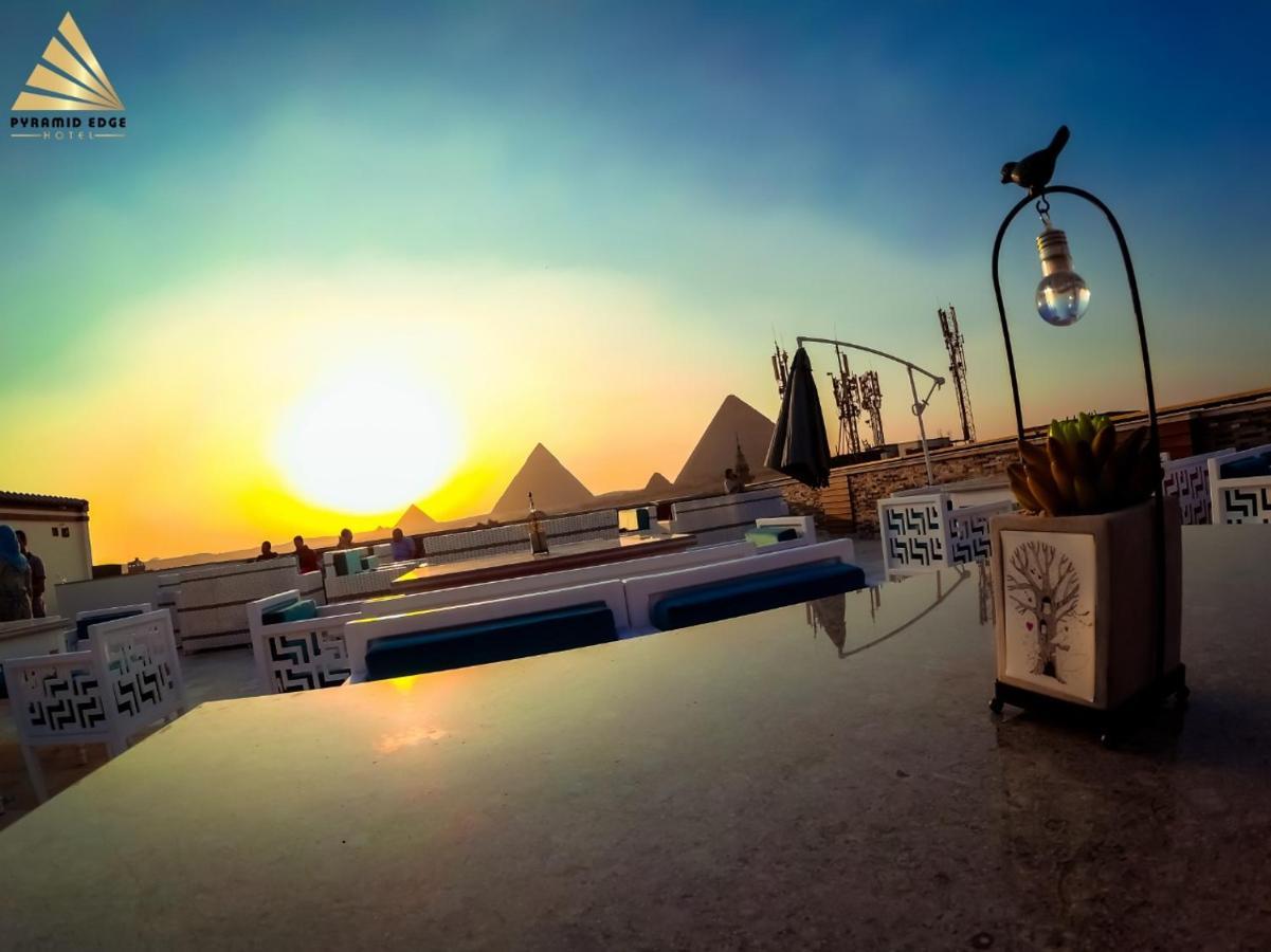 Pyramid Edge Hotel & Exclusive Pyramids View Rooftop Kafret el-Gabal Eksteriør bilde