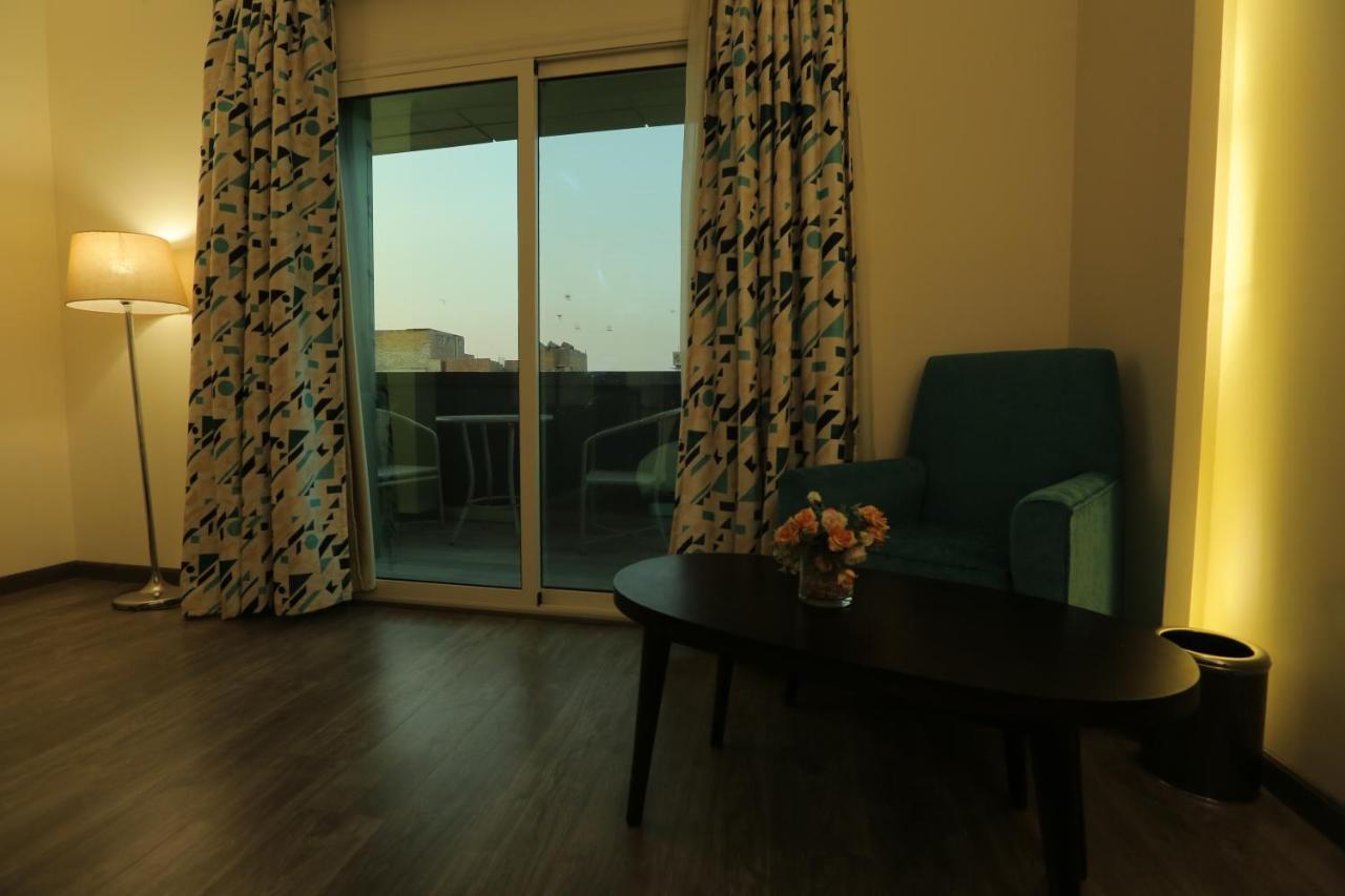 Pyramid Edge Hotel & Exclusive Pyramids View Rooftop Kafret el-Gabal Eksteriør bilde